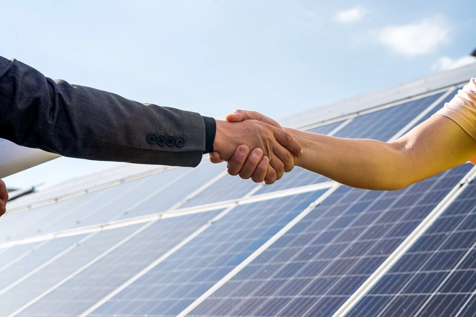Solar Pro program by Nigaran Solar - Slide 3